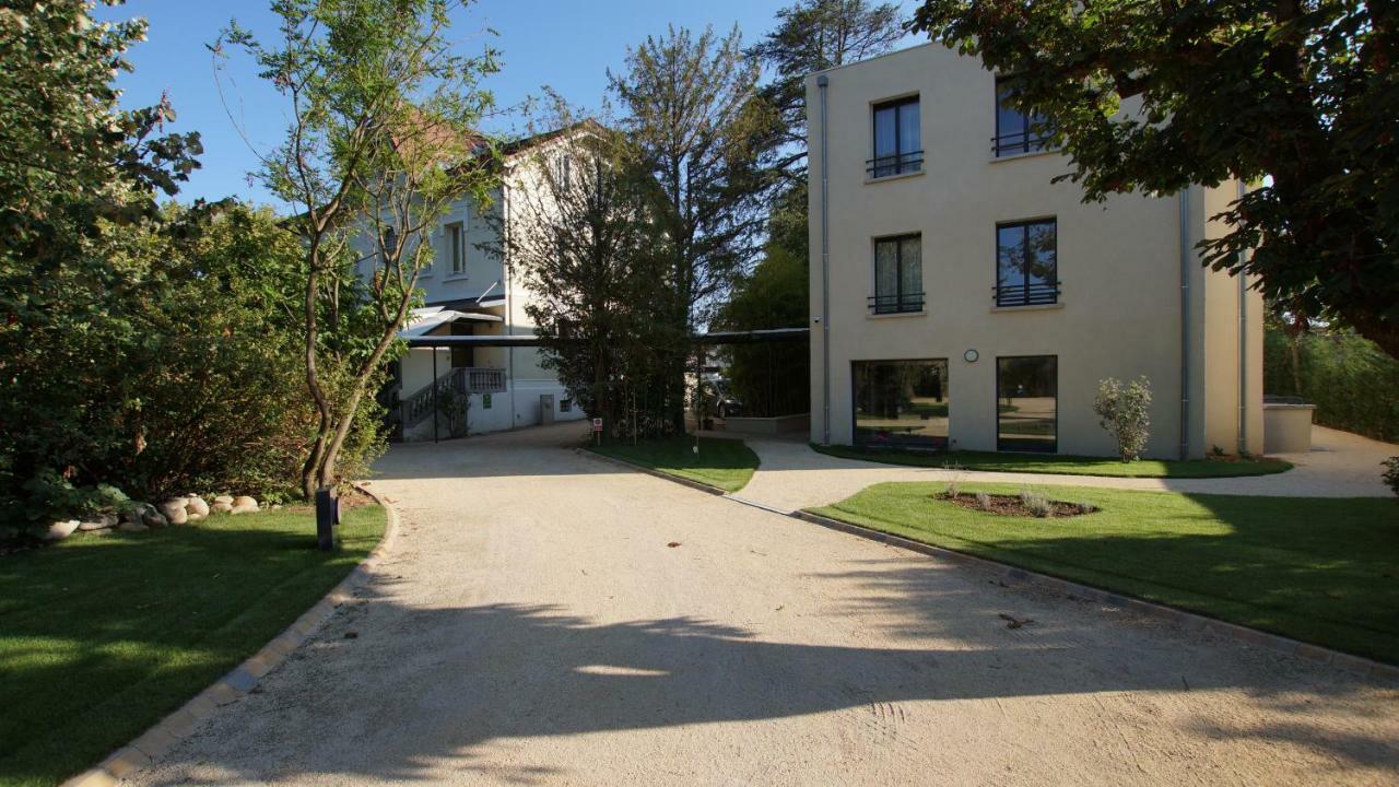 Hotel De Charme L'Oree Du Parc Romans-sur-Isère Dış mekan fotoğraf